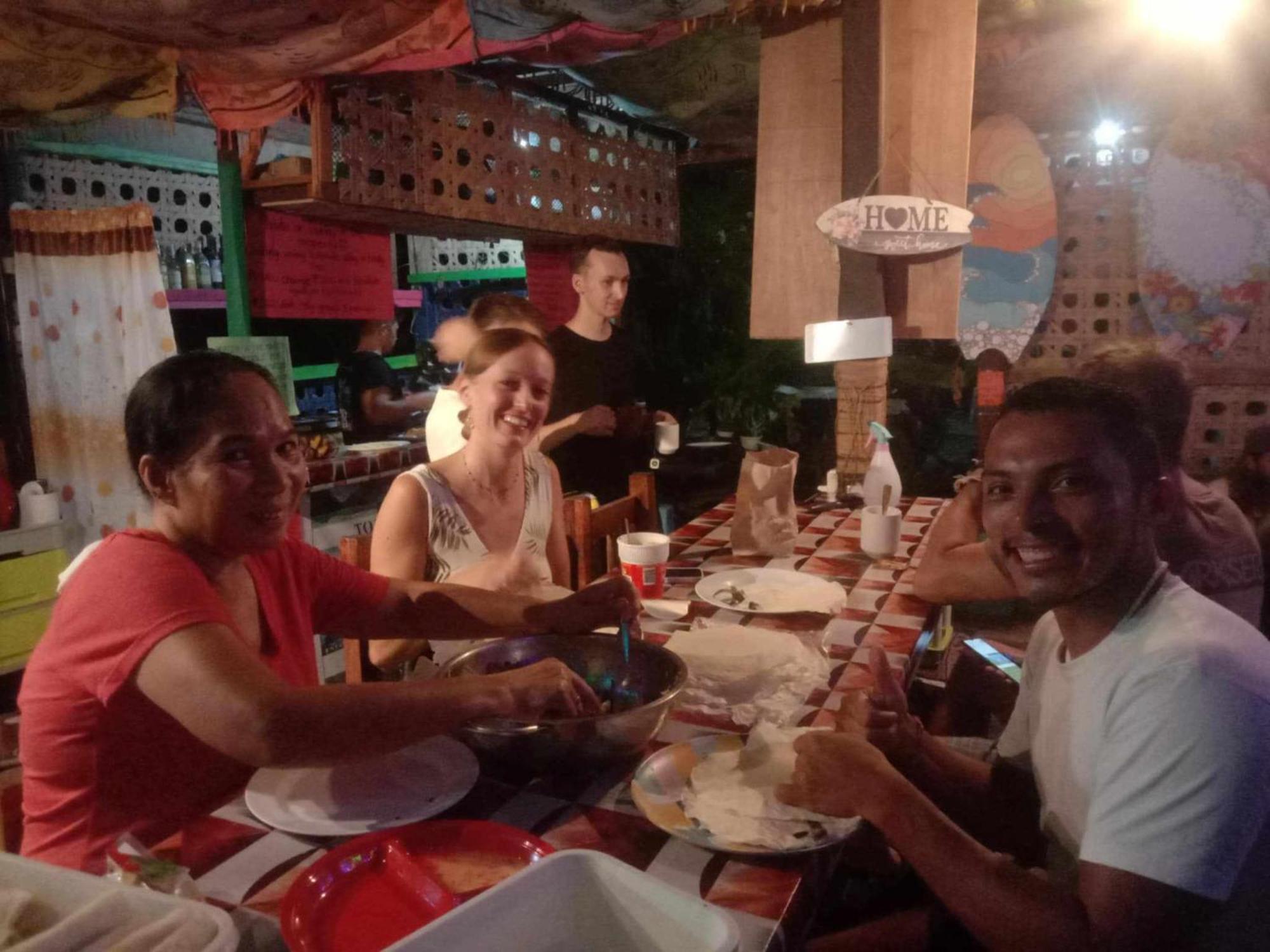 Sun Valley Hostel El Nido Ngoại thất bức ảnh